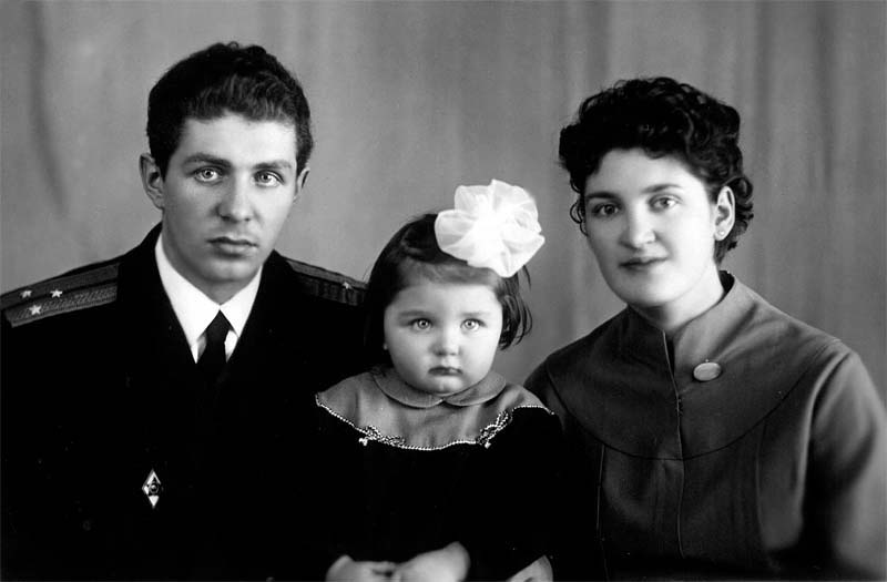 туробова ирина алексеевна с мужем и дочерью