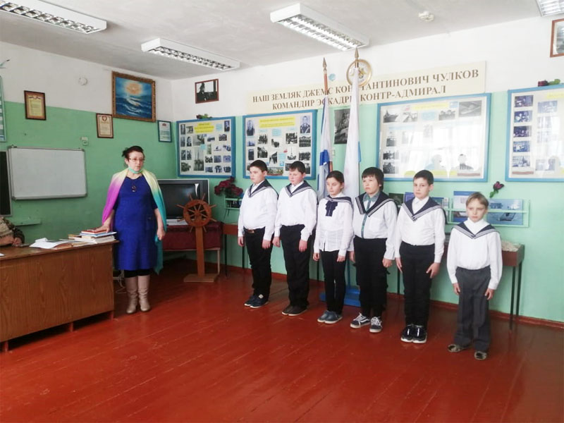 Ученики младших классов Березорядской школы